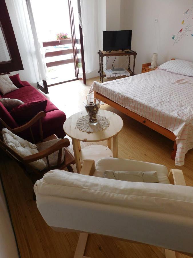 בטינה Apartmani Mikin מראה חיצוני תמונה