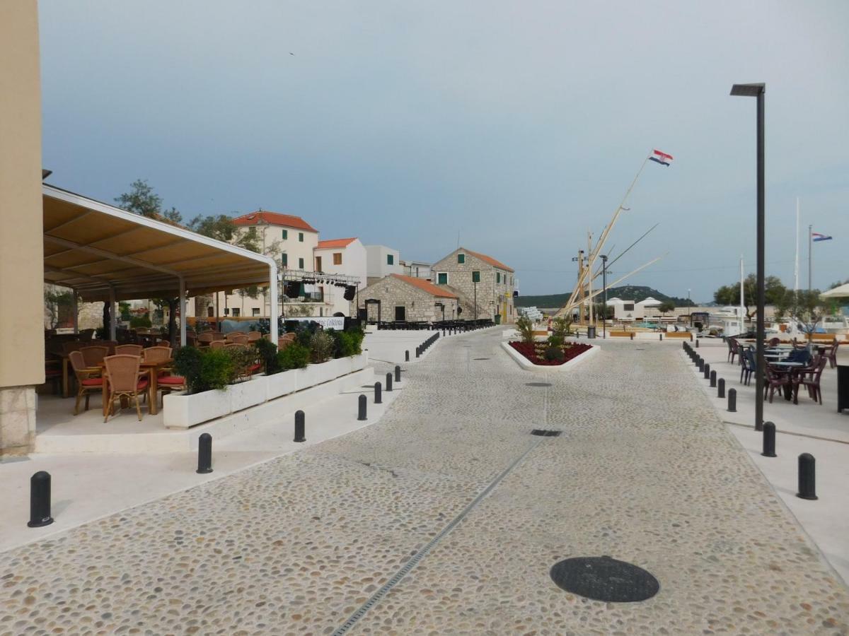 בטינה Apartmani Mikin מראה חיצוני תמונה